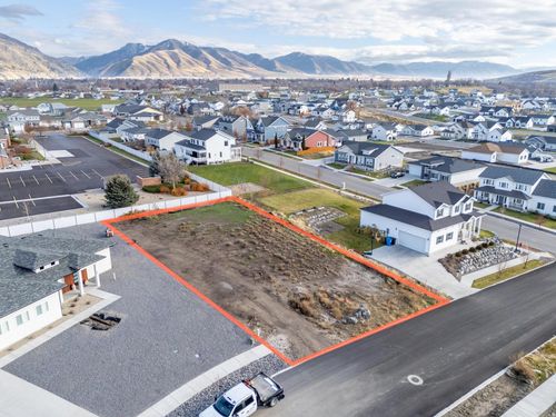 82-58 N 775 W, Hyrum, UT, 84319-1088 | Card Image