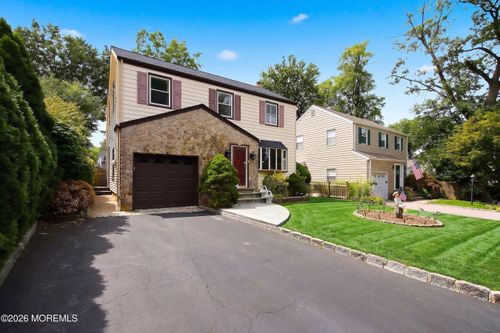 15 Charles St, Nutley, NJ, 07110-1032 | Card Image
