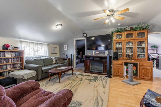 128 Main St, Home with 0 bedrooms, 0 bathrooms and null parking in Barons AB | Image 17