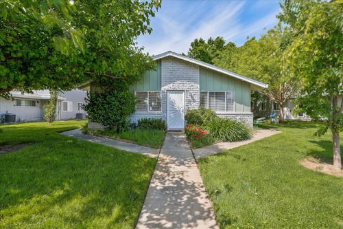 1-9004 El Cajon Way, Sacramento, CA, 95826-3330 | Card Image