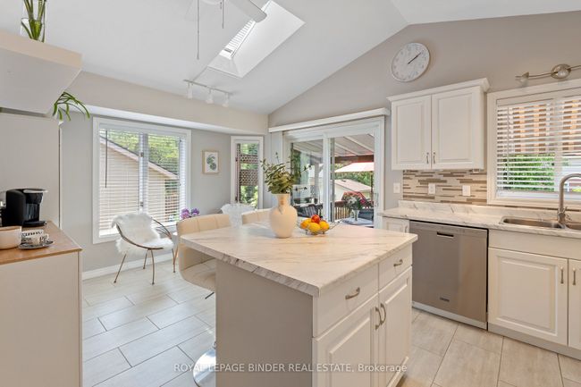 3073 Robinet Rd, House other with 5 bedrooms, 3 bathrooms and 6 parking in Windsor ON | Image 10