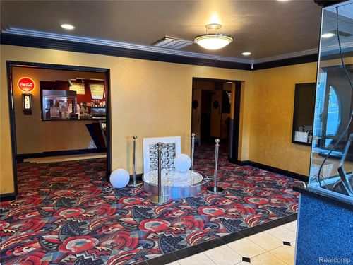 140 E Huron Ave, Vassar, MI, 48768-1313 | Card Image