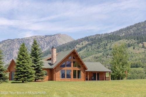 615 Noble Ln, Bedford, WY, 83112-8004 | Card Image