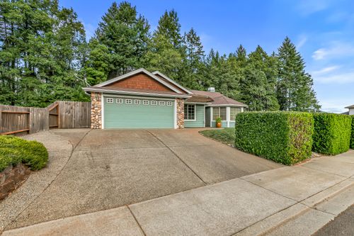 292 Mountain Valley Way, Cave Junction, OR, 97523-9693 | Card Image