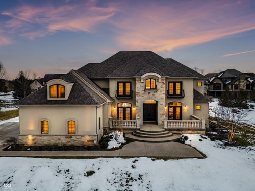 1023 Westview Point Dr, Columbus, IN, 47201-2507 | Card Image