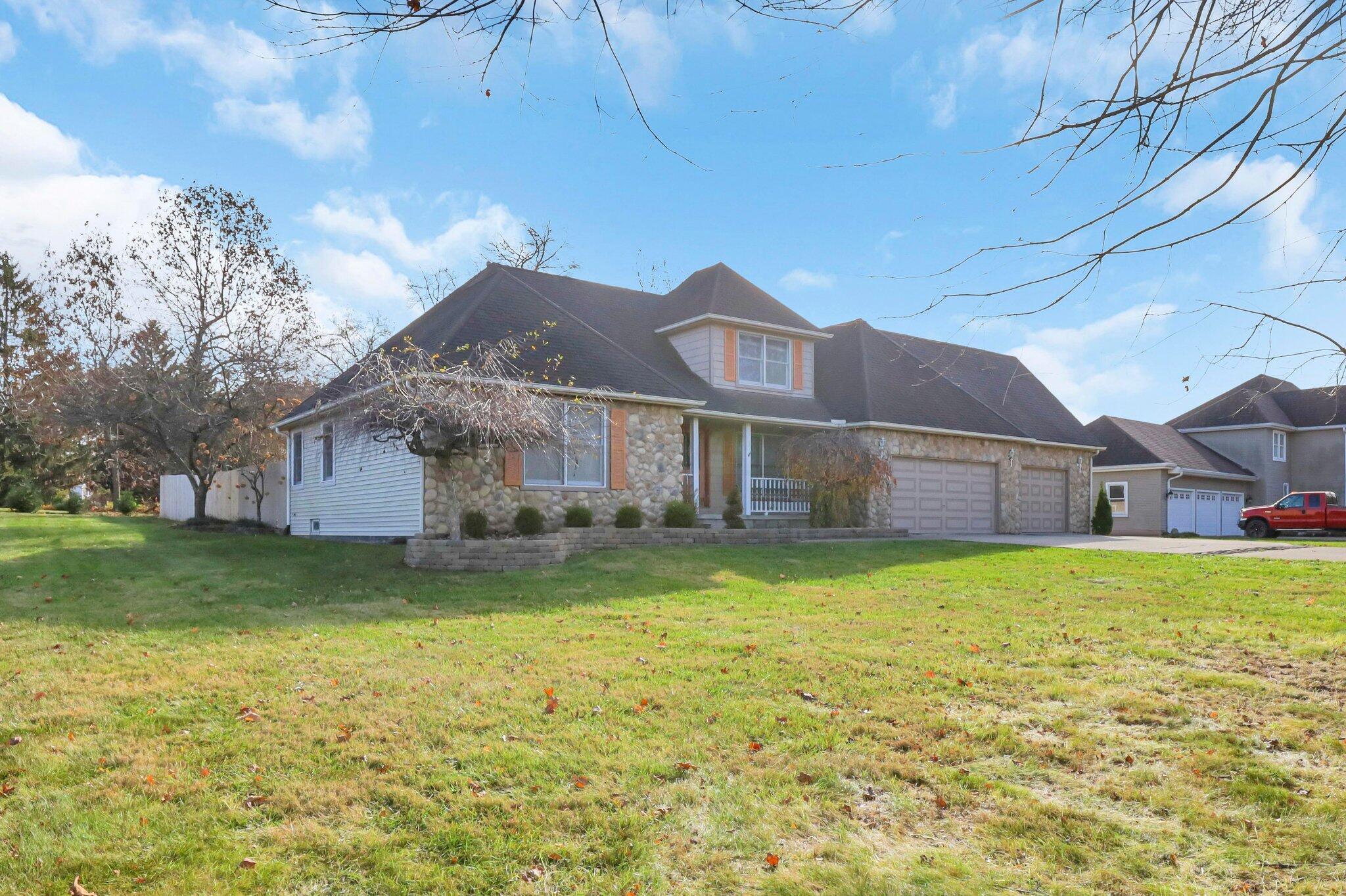 1950 Pleasantview Drive, For Sale in Lancaster Zoocasa