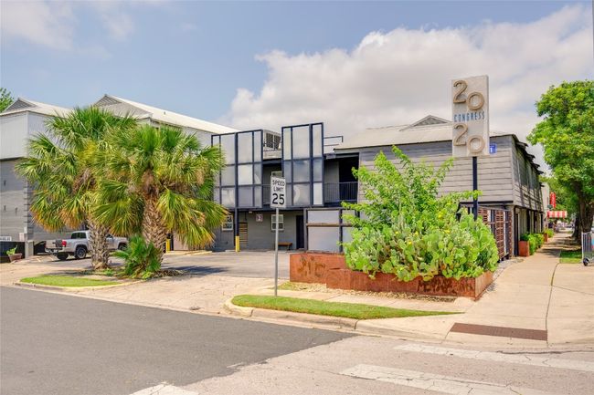 APT-1117 - 2020 S Congress Ave, Condo with 1 bedrooms, 1 bathrooms and 1 parking in Austin TX | Image 8