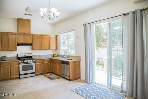 7-1472 Patricia Ave, Simi Valley, CA, 93065-2815 | Card Image