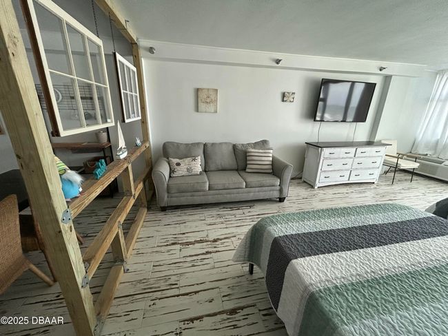 213-1909 S Atlantic pull out sofa | Image 32