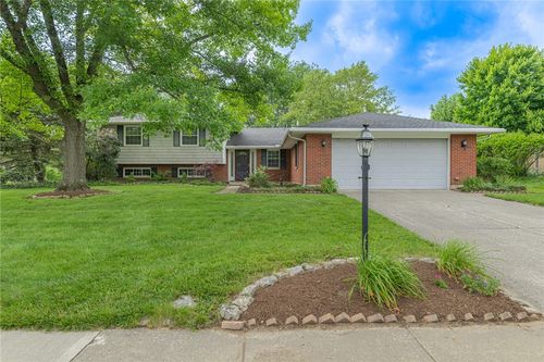 7715 John Elwood Dr, Centerville, OH, 45459-5132 | Card Image