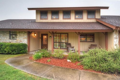 40101 Heritage Holw, Georgetown, TX, 78626-4426 | Card Image