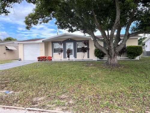 3632 Pensdale Dr, New Port Richey, FL, 34652-6244 | Card Image