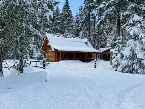 170 Evergreen Way, Easton, WA, 98925 | Card Image