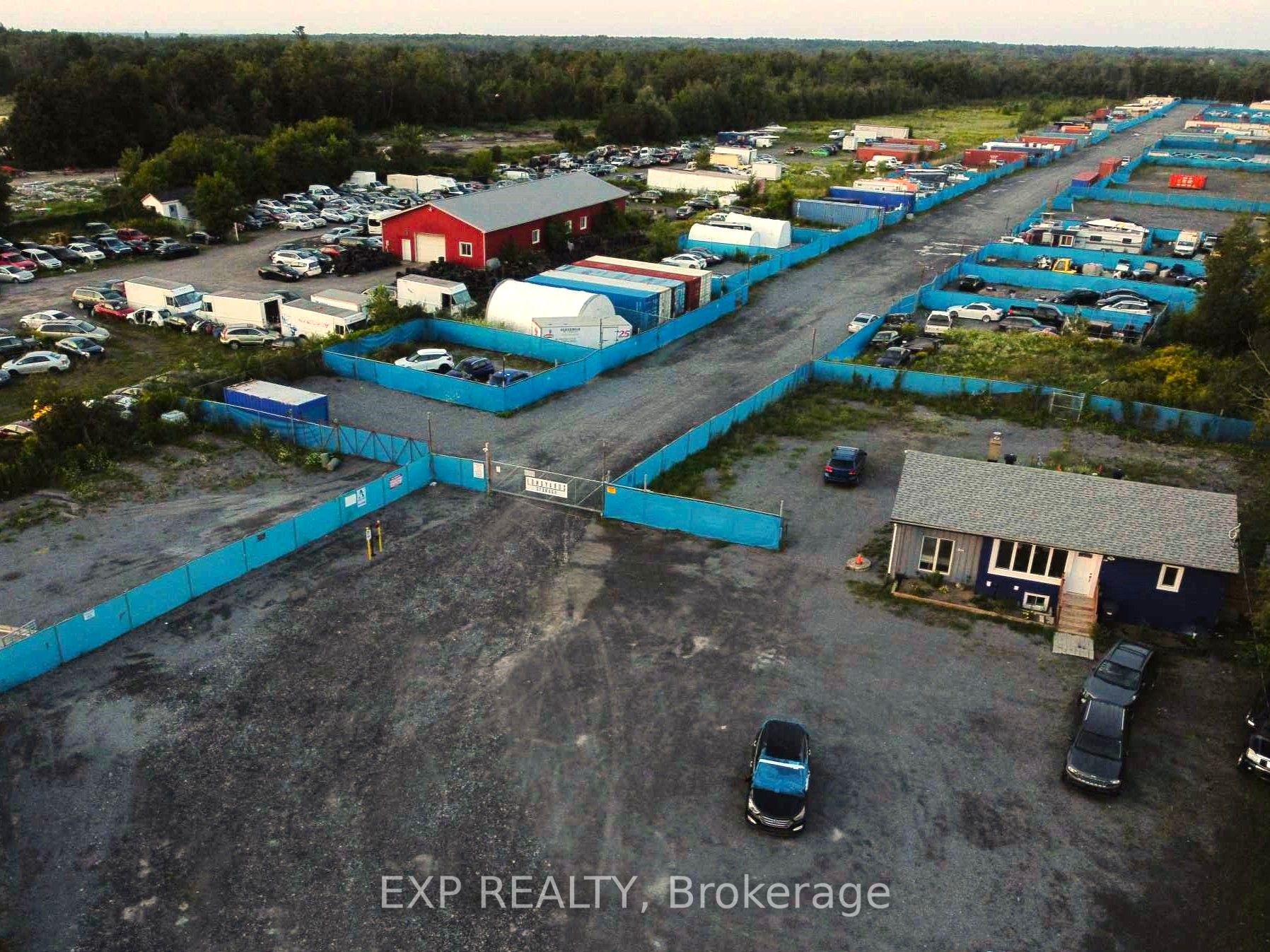 Commercial Lease in Greely - Metcalfe - Osgoode - Vernon and Area 3