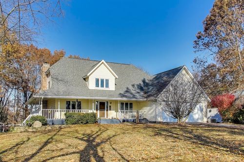 33791 Early Rd, New Carlisle, IN, 46552-9747 | Card Image