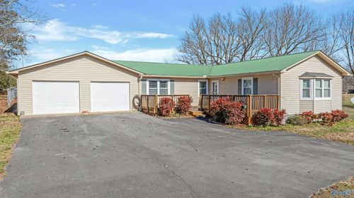 275 Vaughn Drive, Rainsville, AL, 35986 | Card Image