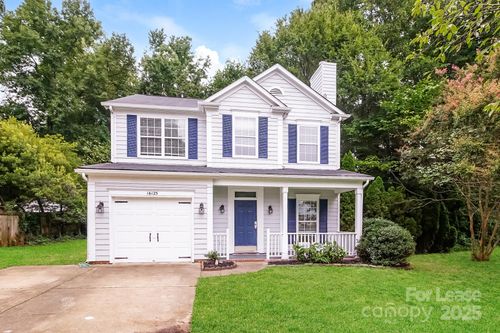 16125 Farmall Dr, Huntersville, NC, 28078-5301 | Card Image