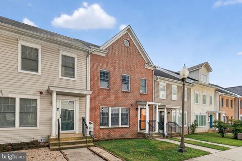 831 Marjorie Ct Se, WASHINGTON, DC, 20032-6017 | Card Image