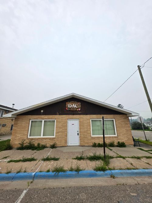 123 N Railway St, Mahnomen, MN, 56557-4024 | Card Image