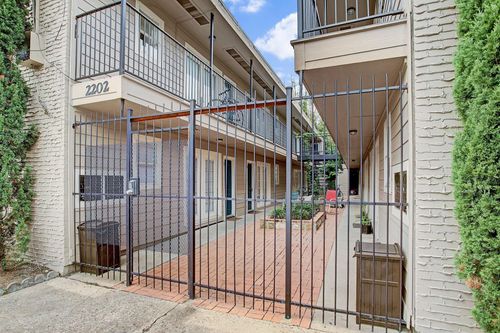 apt-12-2202 Park St, Houston, TX, 77019-6835 | Card Image