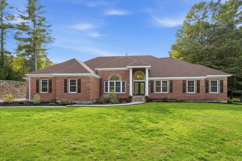26 Indian Falls Road, New Boston, NH, 03070 | Card Image