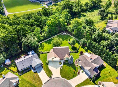 5102 Fox Mill Run, Fort Wayne, IN, 46835 | Card Image