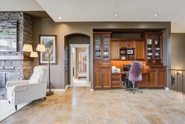 22 Tuscany Estates Crescent Nw, Home with 3 bedrooms, 2 bathrooms and 4 parking in Calgary AB | Image 20
