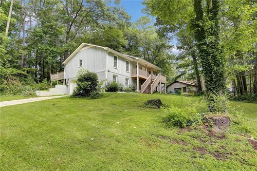 537 Raven Springs Trl, Stone Mountain, GA, 30087-4833 | Card Image