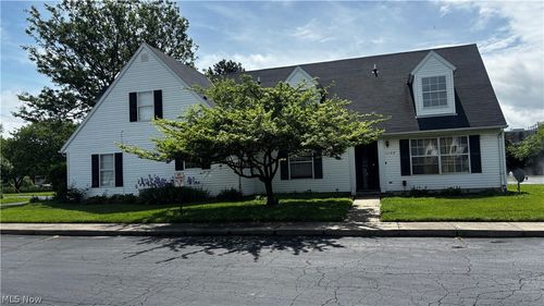 1192 Atwood Dr, Cleveland, OH, 44108-4064 | Card Image