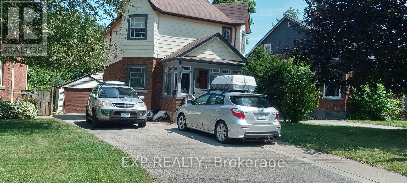 Residential in Welland (Welland Downtown) 2