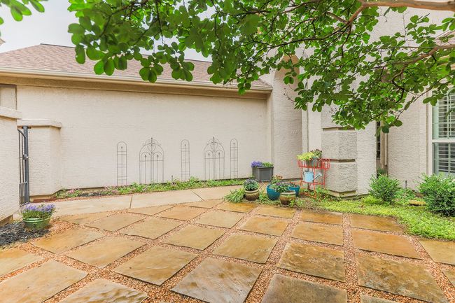 11109 La Jolla Way, House other with 2 bedrooms, 2 bathrooms and null parking in Denton TX | Image 6