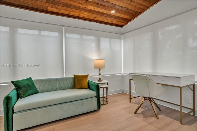 1229 Ne 17 Th Ave, House other with 4 bedrooms, 3 bathrooms and null parking in Fort Lauderdale FL | Image 7