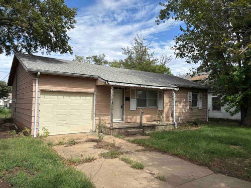 311 E 8th St, Wellington, KS, 67152-3908 | Card Image