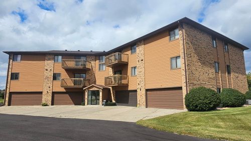 apt-203-1015 Circle Dr, ABERDEEN, SD, 57401-2661 | Card Image
