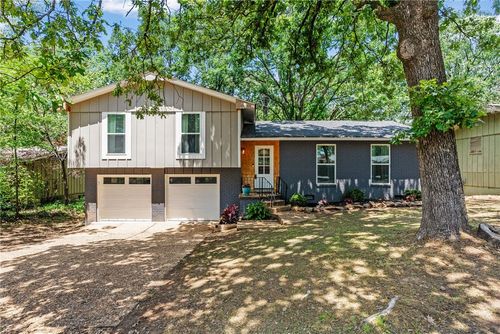 11740 Southridge Dr, Little Rock, AR, 72212-1736 | Card Image