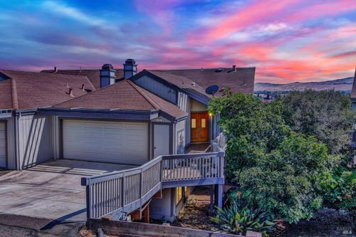 25 Knoll Dr, Fairfield, CA, 94534 | Card Image