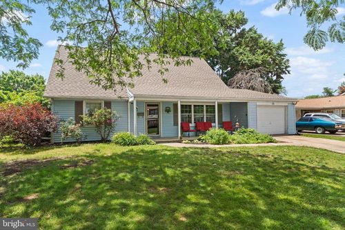 75 Gaffney Ln, Willingboro, NJ, 08046-3001 | Card Image