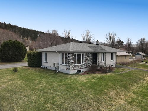 23 Rue Caron, Saint-Pacôme, QC, G0L3X0 | Card Image