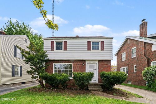 2647 Stamford Dr, Toledo, OH, 43614-4132 | Card Image