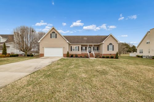 408 Remington Ln, McMinnville, TN, 37110-6296 | Card Image