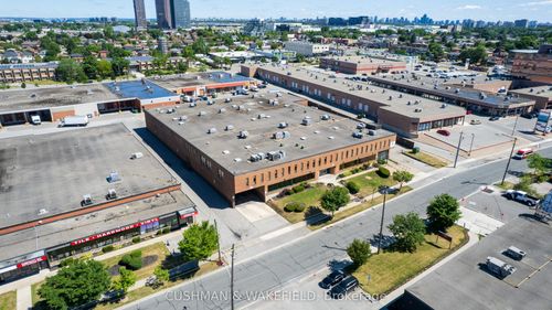 42A Samor Rd, North York, ON, M6A1J6 | Card Image