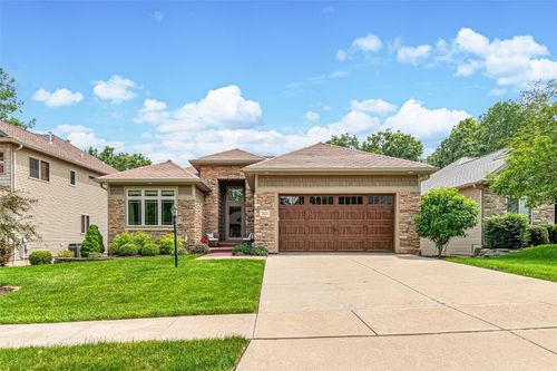2122 Dempster Dr, Coralville, IA, 52241-9739 | Card Image