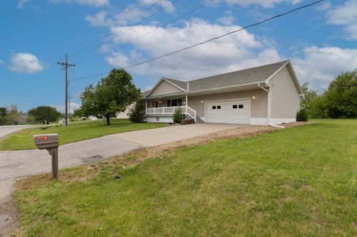 9300 Monroe Rd, Plattsmouth, NE, 68048-4313 | Card Image