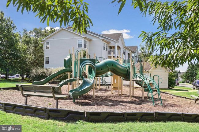 2441 Wheat Meadow Cir, Townhouse with 3 bedrooms, 4 bathrooms and null parking in HERNDON VA | Image 36