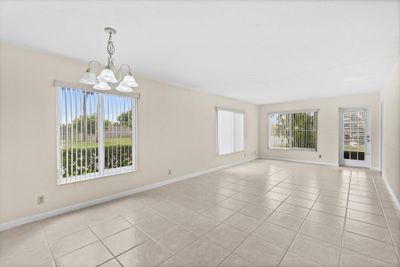 401 - 201 Saint Lucie Lane, Condo with 2 bedrooms, 2 bathrooms and null parking in Cocoa Beach FL | Image 3