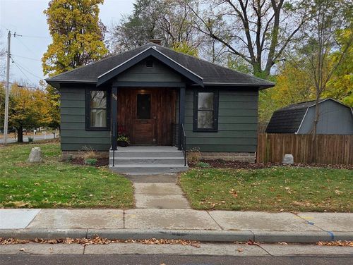 905 James Street, Eau Claire, WI, 54703 | Card Image