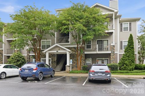 102-900 Vista Lake Dr, Candler, NC, 28715-7199 | Card Image