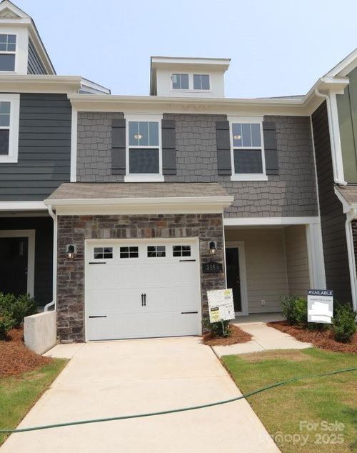 3164 Lilac Grove Drive, Charlotte, NC, 28269 | Card Image