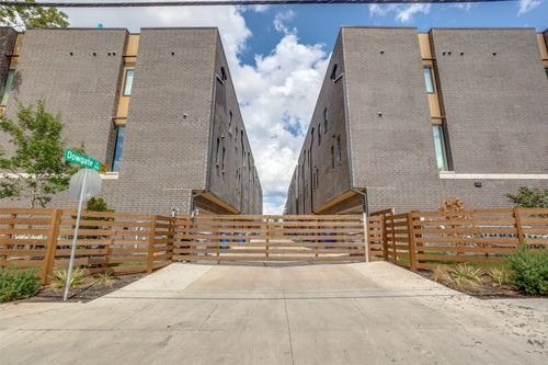1944 Dowgate Ct, Dallas, TX, 75204-3746 | Card Image