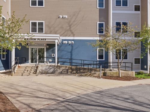 327-30 Franklin St, Malden, MA, 02148-4140 | Card Image